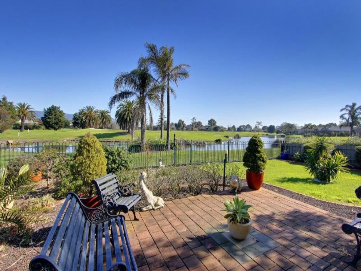 3 Lake View Drive, Safety Beach - Thumbnail 2