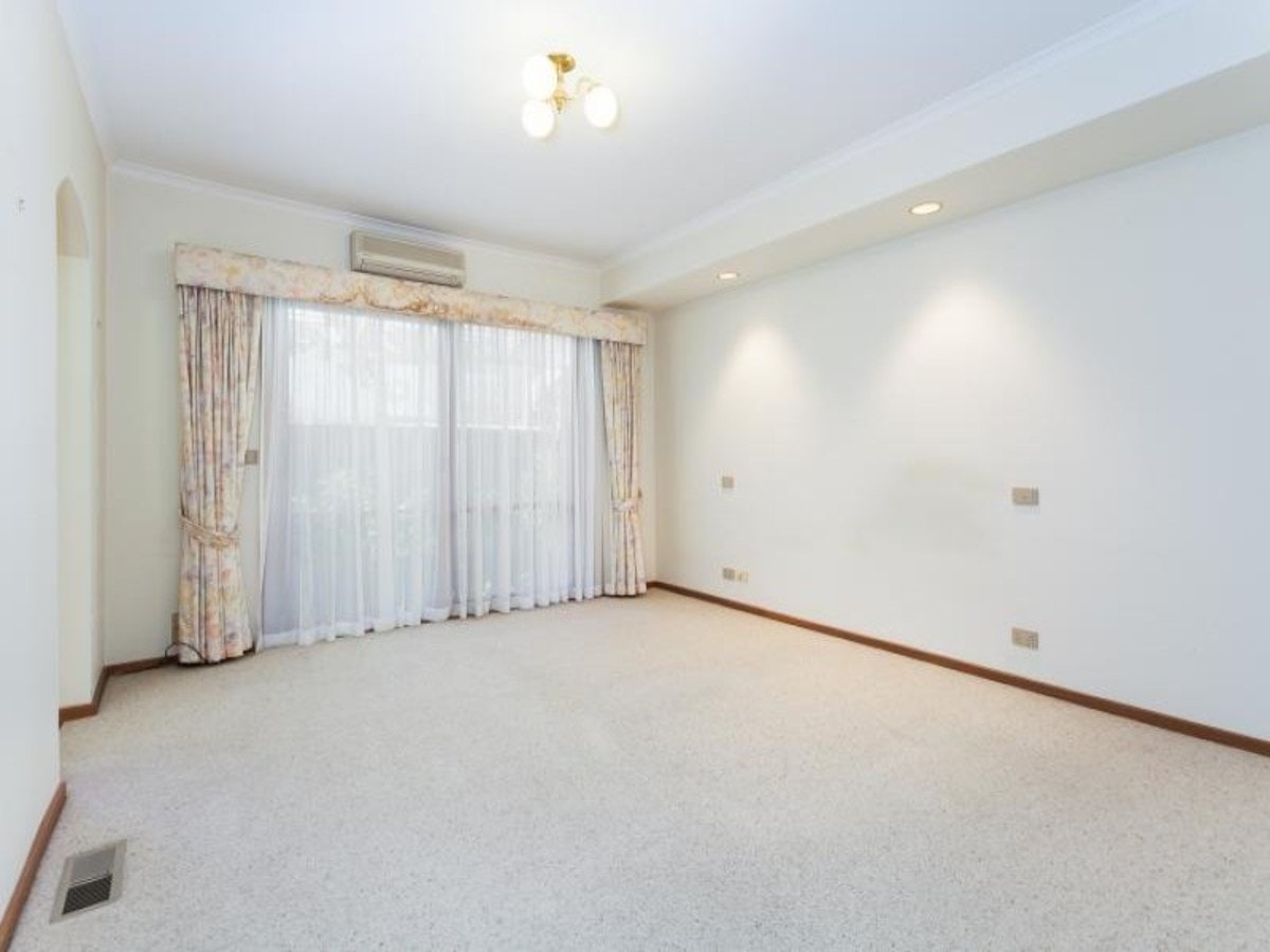 Image of corner