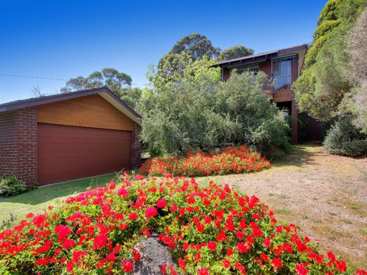 6 Barrow Street, Mount Martha - Thumbnail 2