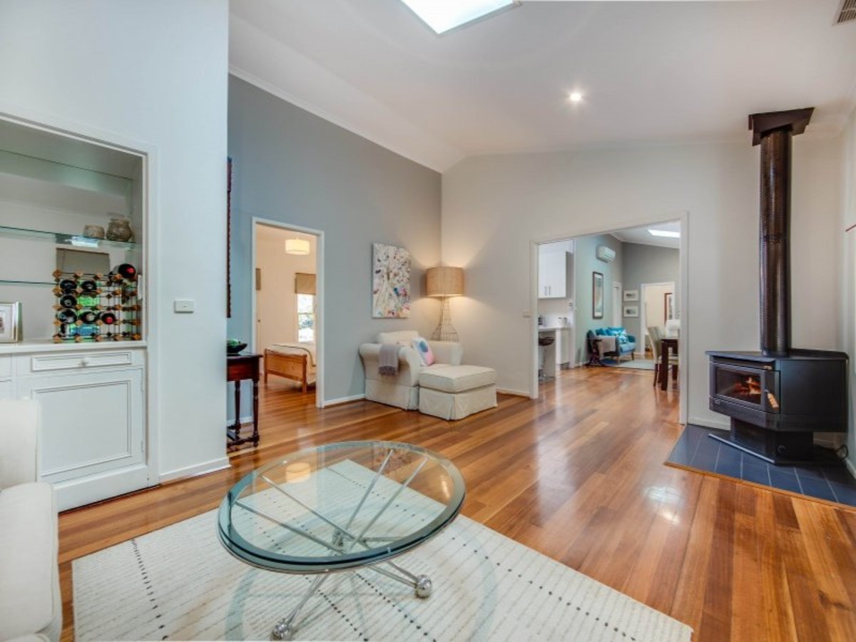 74 Winona Road, Mount Eliza - Thumbnail 2