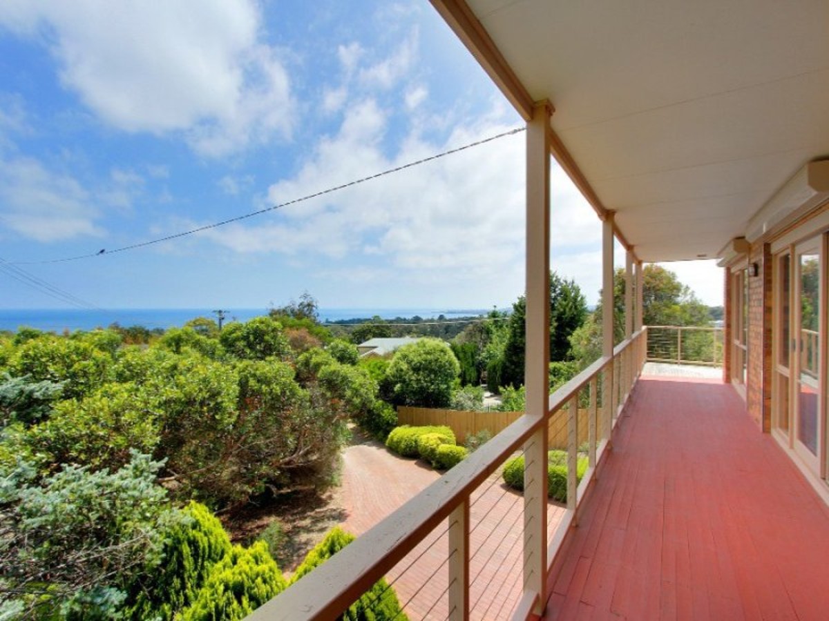 16 Hume Street, Mount Martha - Thumbnail 2