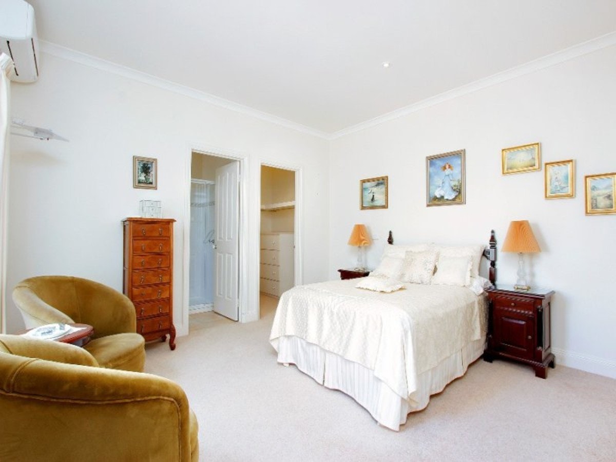 Image of corner
