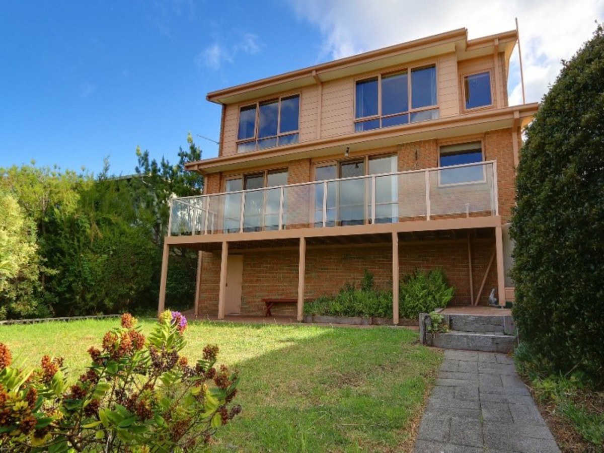 22 Ellerina Road, Mount Martha - Thumbnail 2