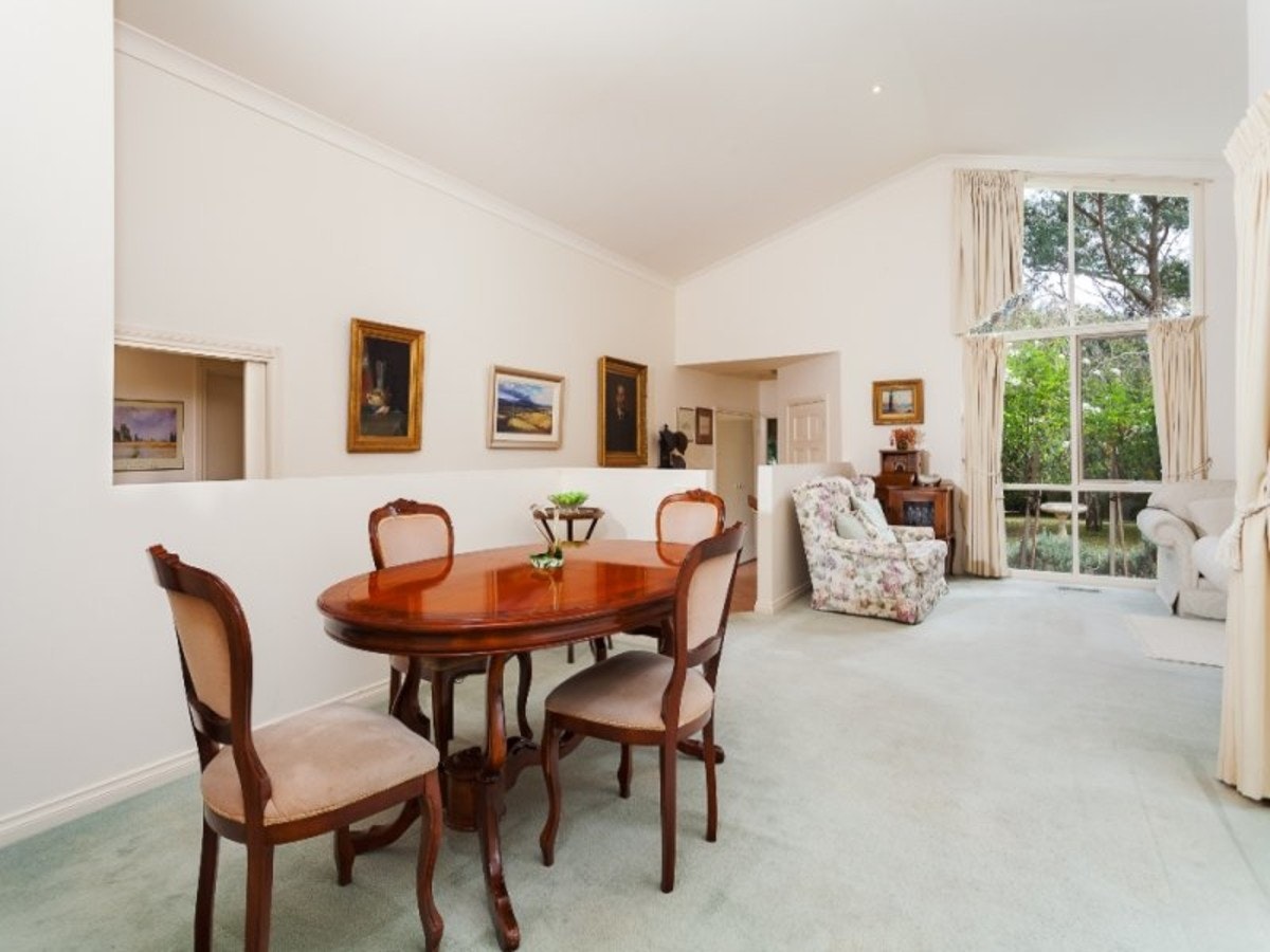 Image of dining room