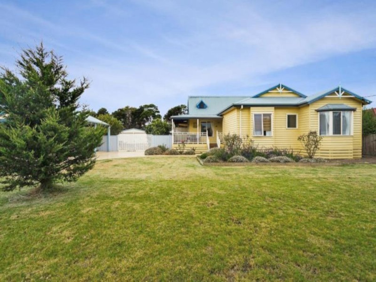 14 Woodlands Grove, Safety Beach - Thumbnail 8