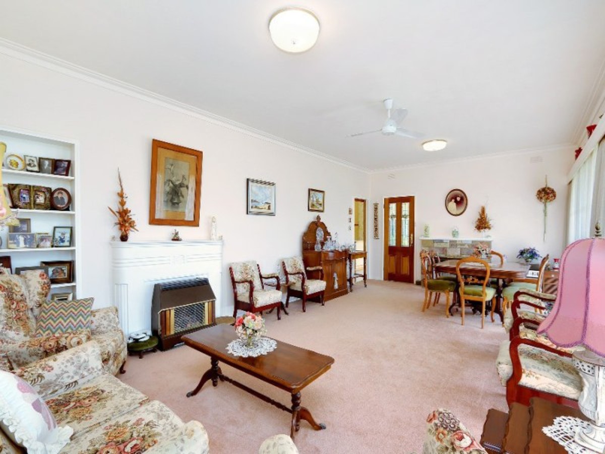 4 Shelbourne Court, Mornington - Thumbnail 2