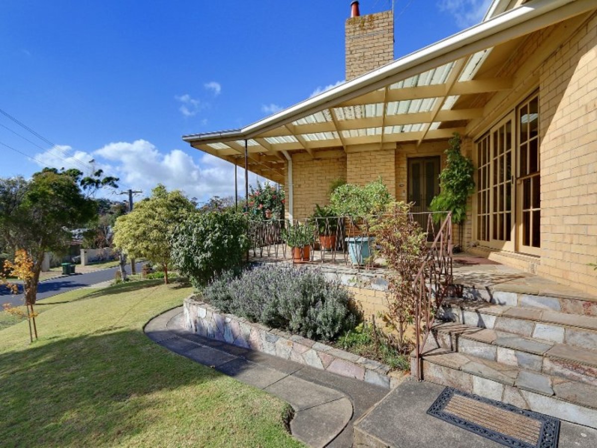 4 Shelbourne Court, Mornington - Thumbnail 4