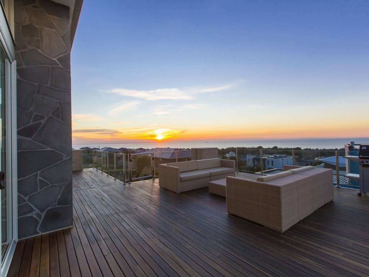 9 Thames Place, Mount Martha - Thumbnail 2
