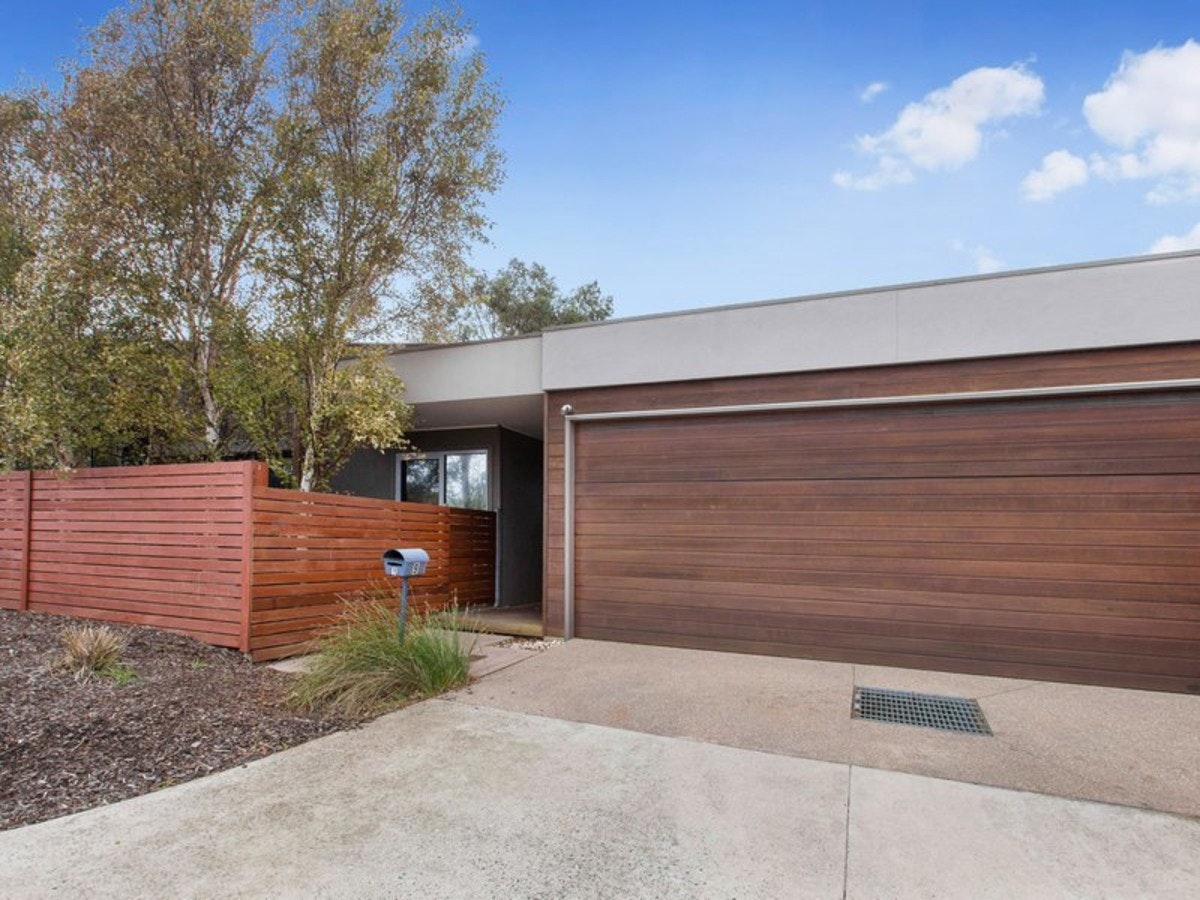 Image of garage