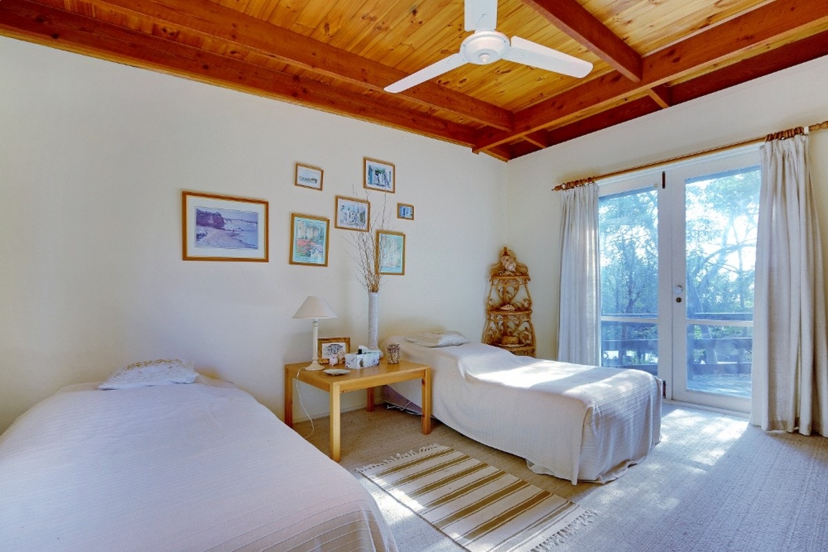 Image of corner
