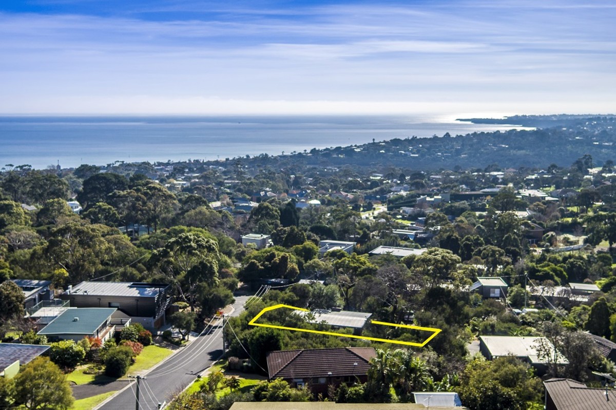 98 Glenisla Drive, Mount Martha - Thumbnail 2