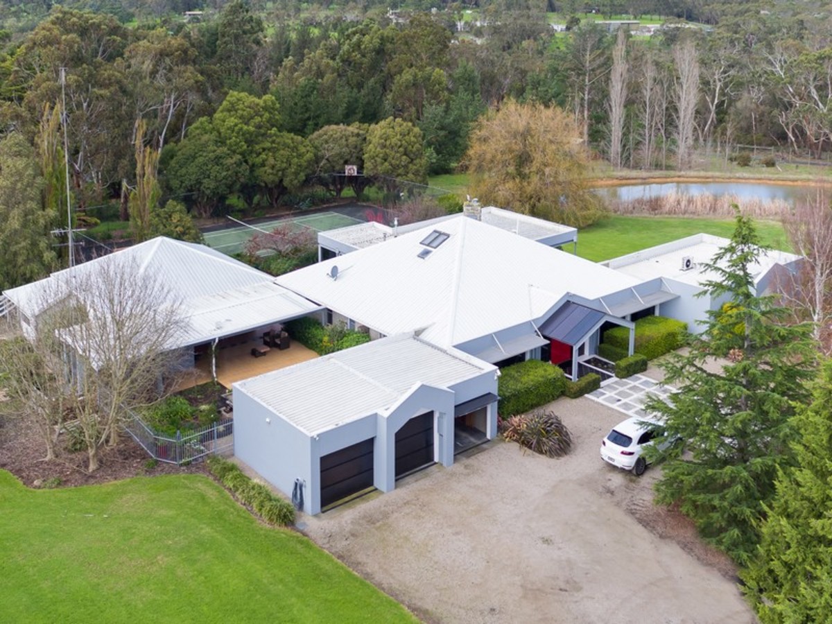 70 Racecourse Road, Mount Martha - Thumbnail 2