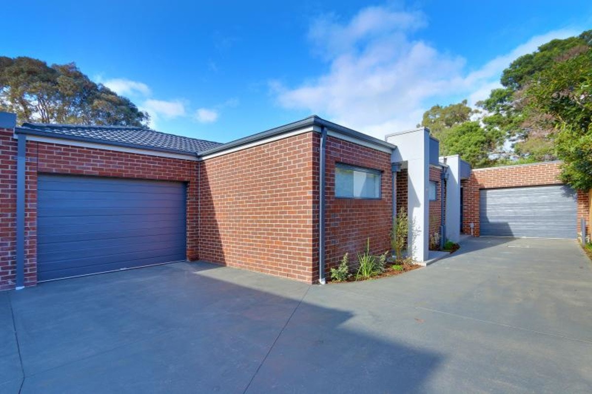 Image of garage