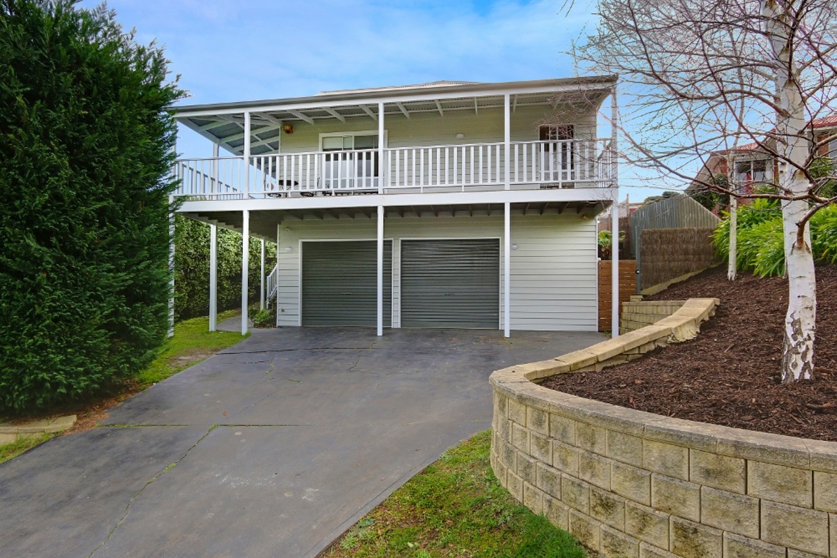 18 Cambridge Road, Mount Martha - Thumbnail 2