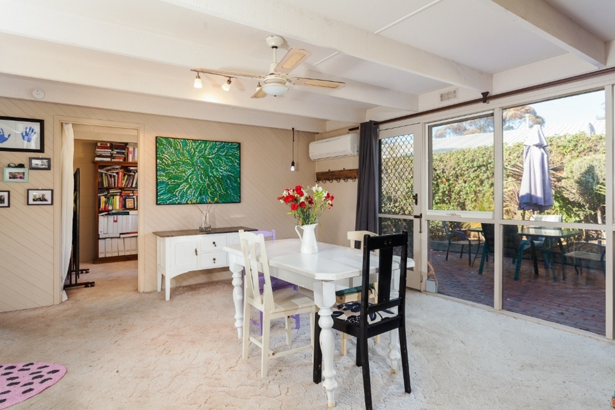 Image of dining room