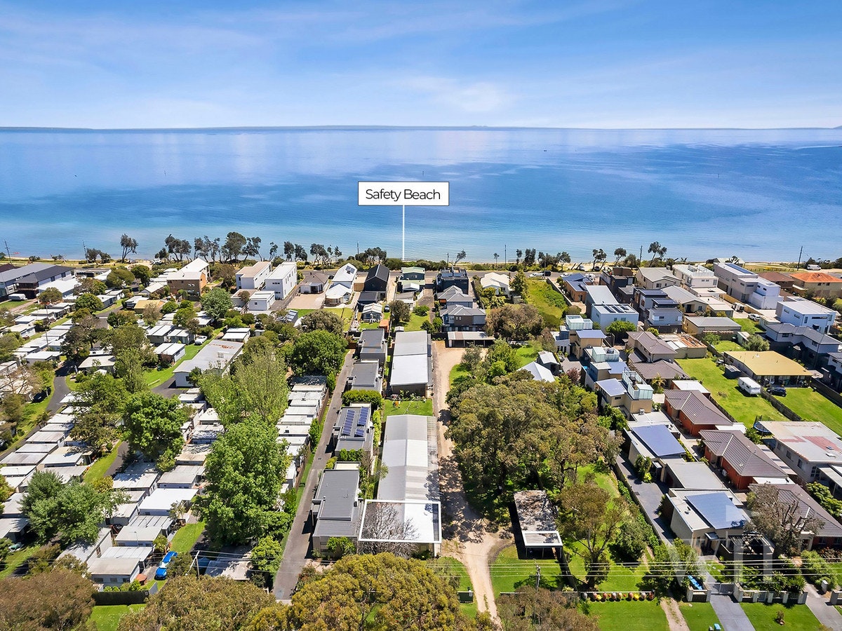 Image of suburb