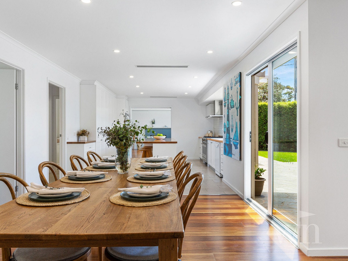 Image of dining room