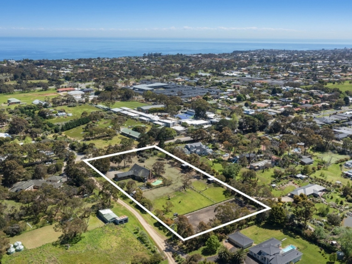 86 Dunns Road, Mount Martha - Thumbnail 2