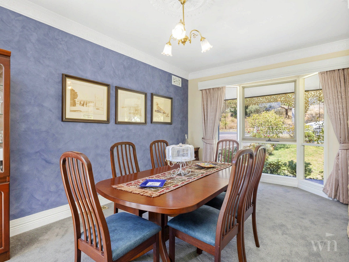 Image of dining room