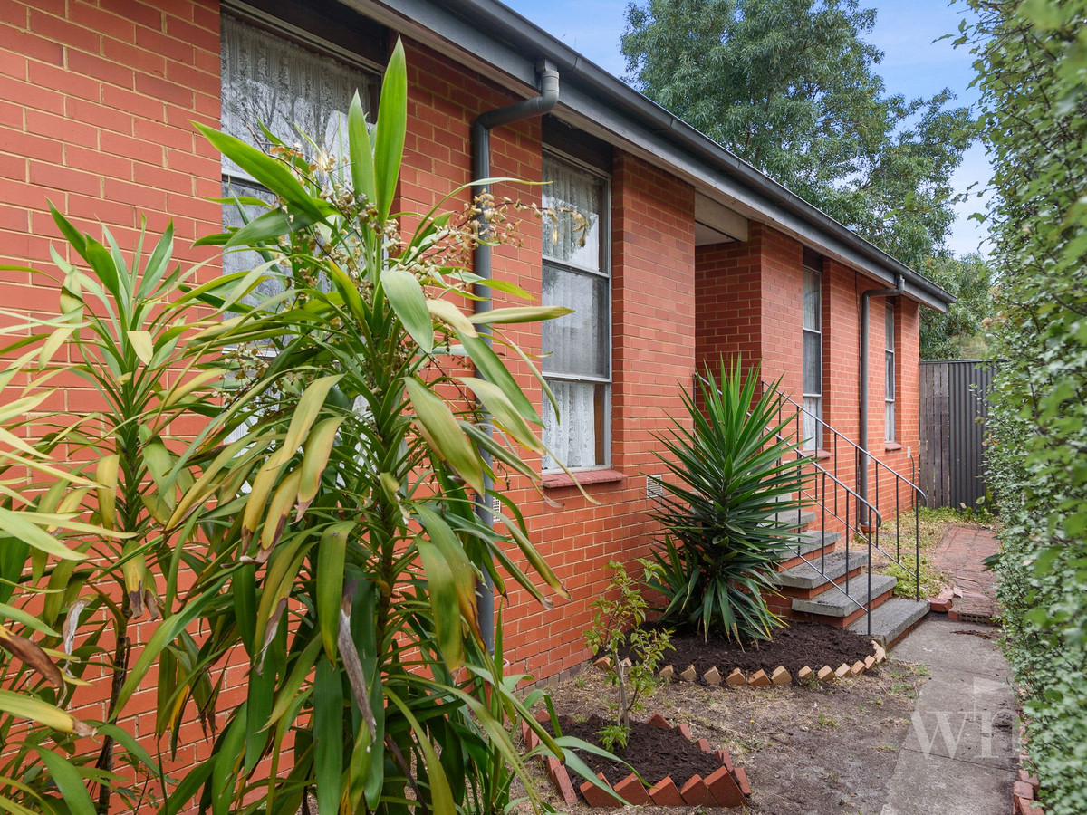 7 Korong Court, Mornington - Thumbnail 2