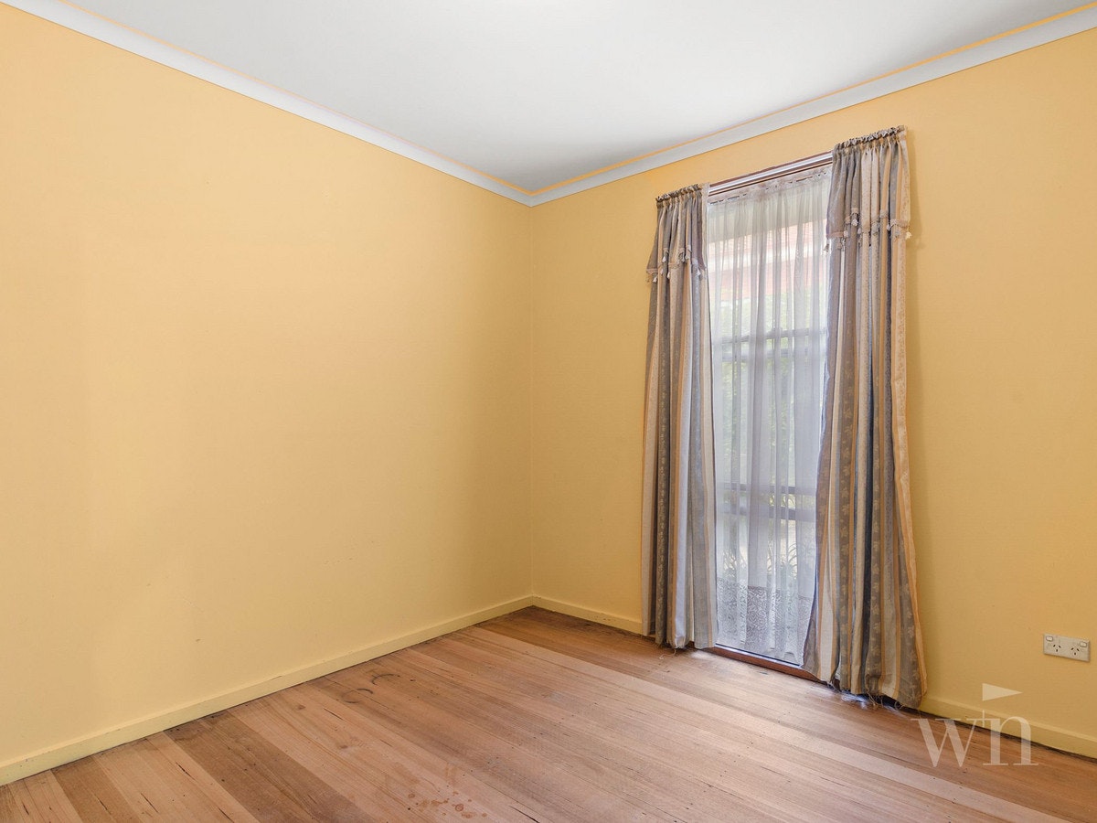Image of corner