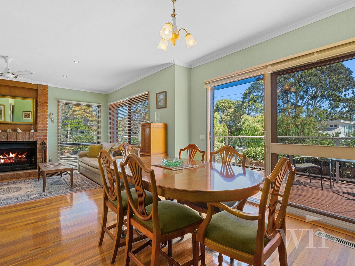 Image of dining room