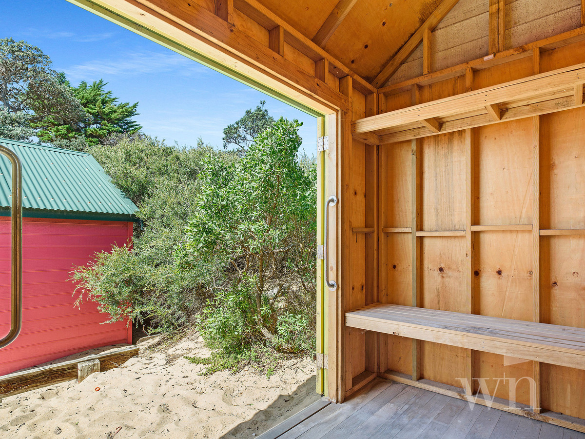 Boatshed 38 Mills Beach, Mornington - Thumbnail 6