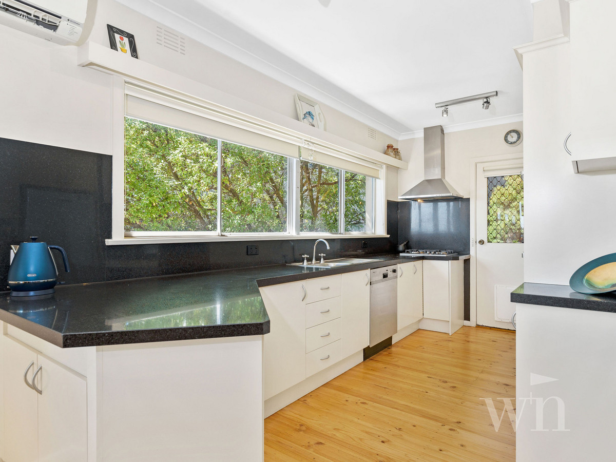 9 Raymond Street, Mount Martha - Thumbnail 2