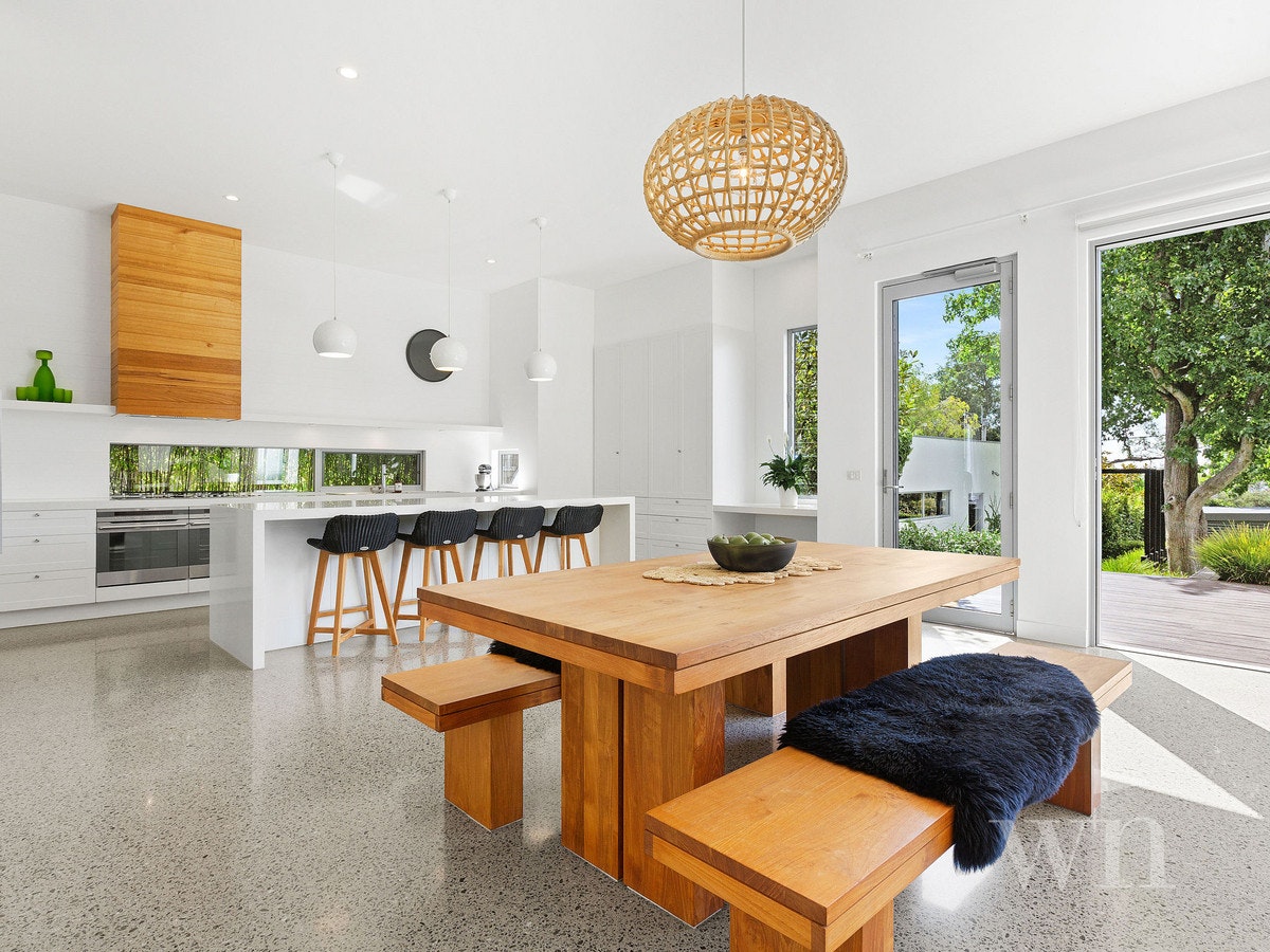 Image of dining room