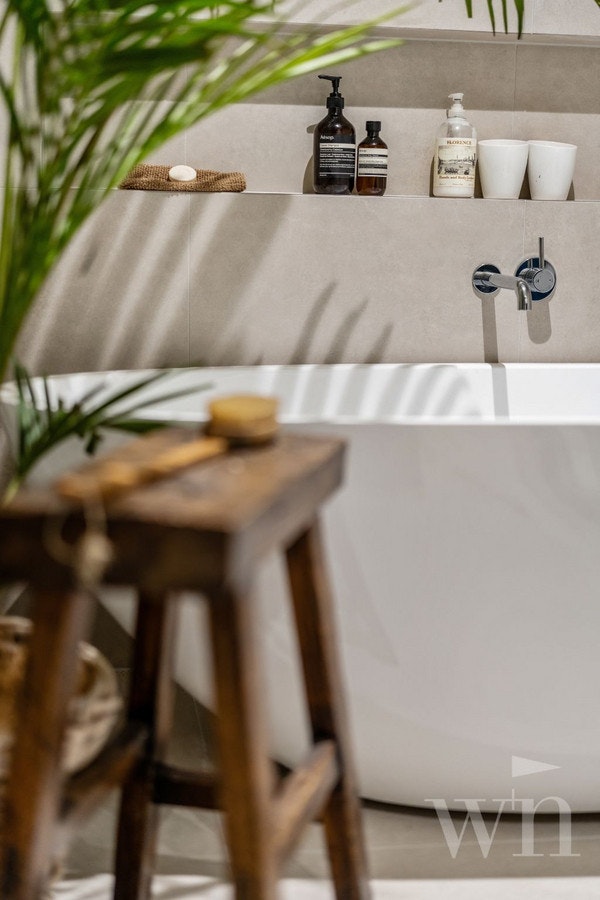 Image of tub