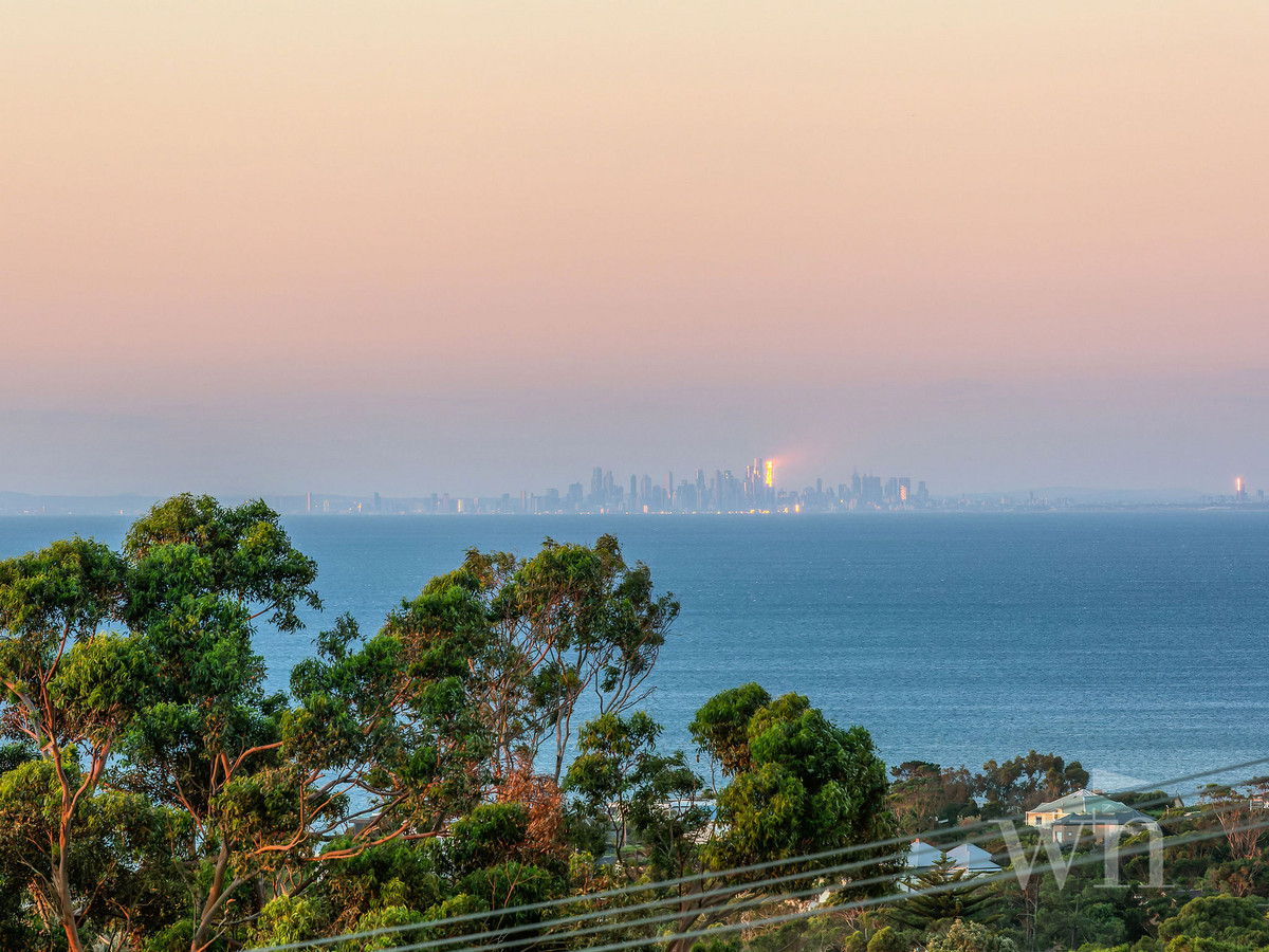 8 Gray Street, Mount Martha - Thumbnail 2