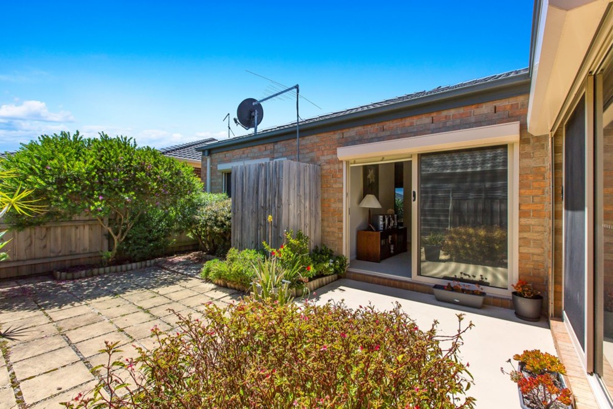 66 St Mitchells Circuit, Mornington - Thumbnail 4