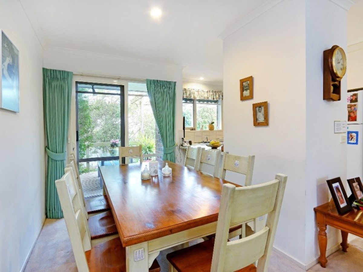 Image of dining room