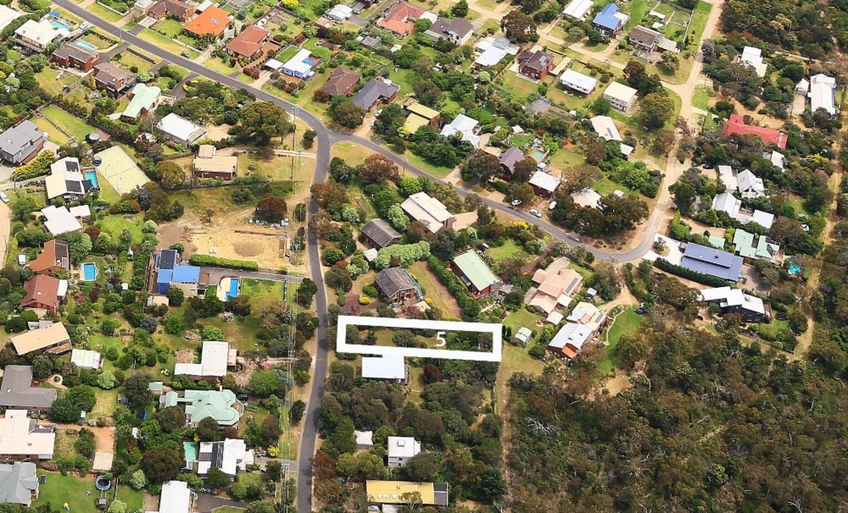 Image of neighborhood