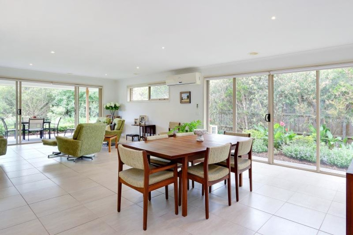 Image of dining room