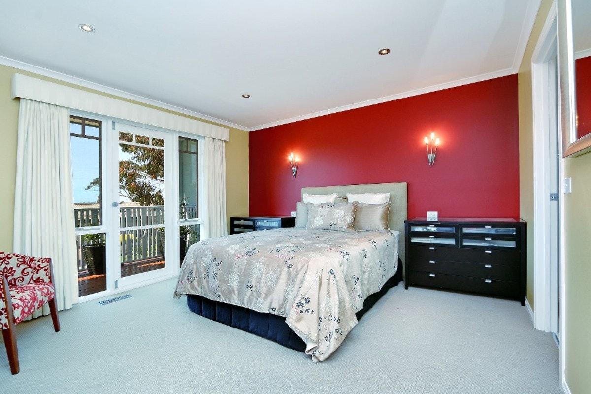 Image of bed