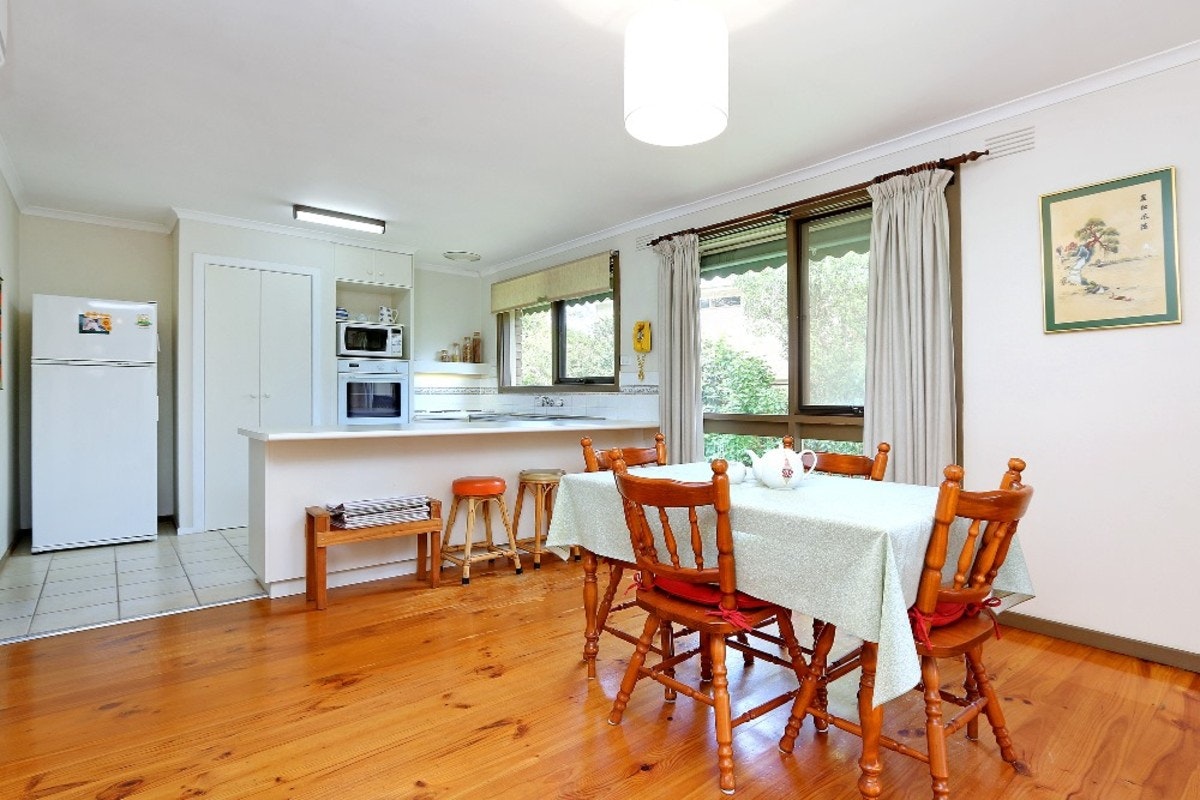 Image of dining room