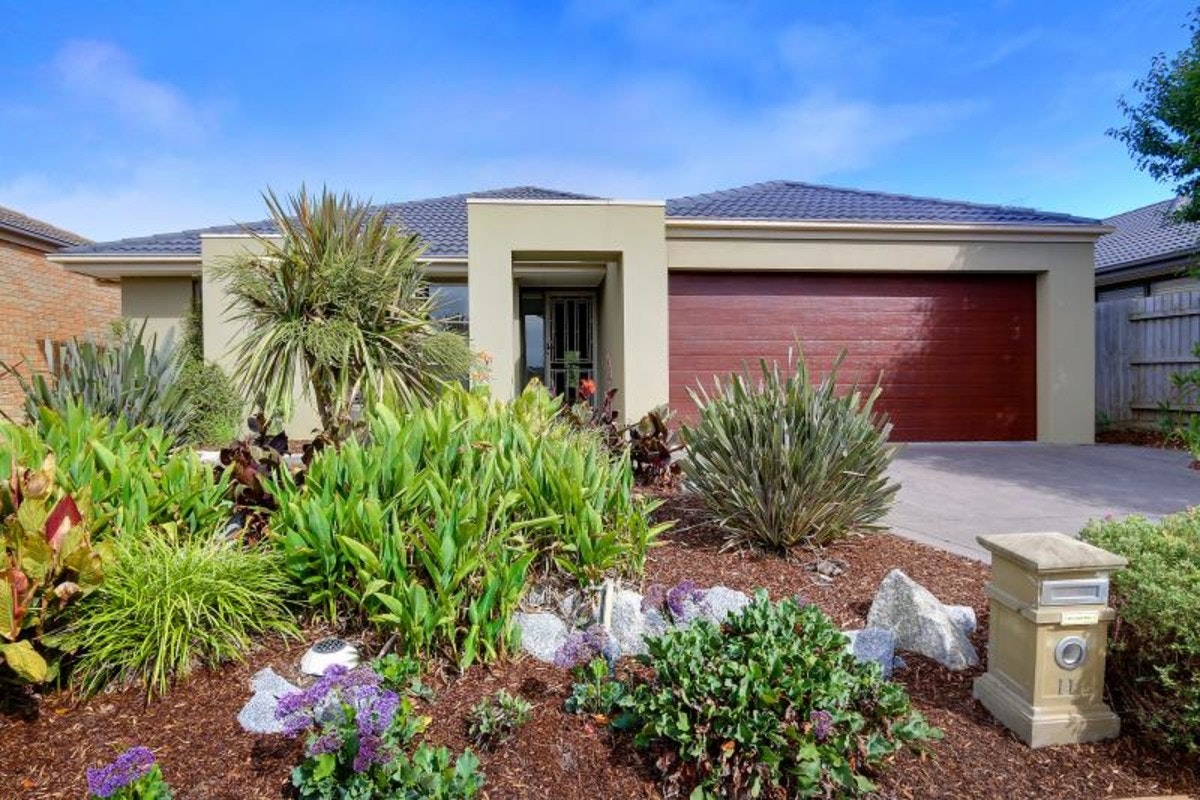 Image of garage