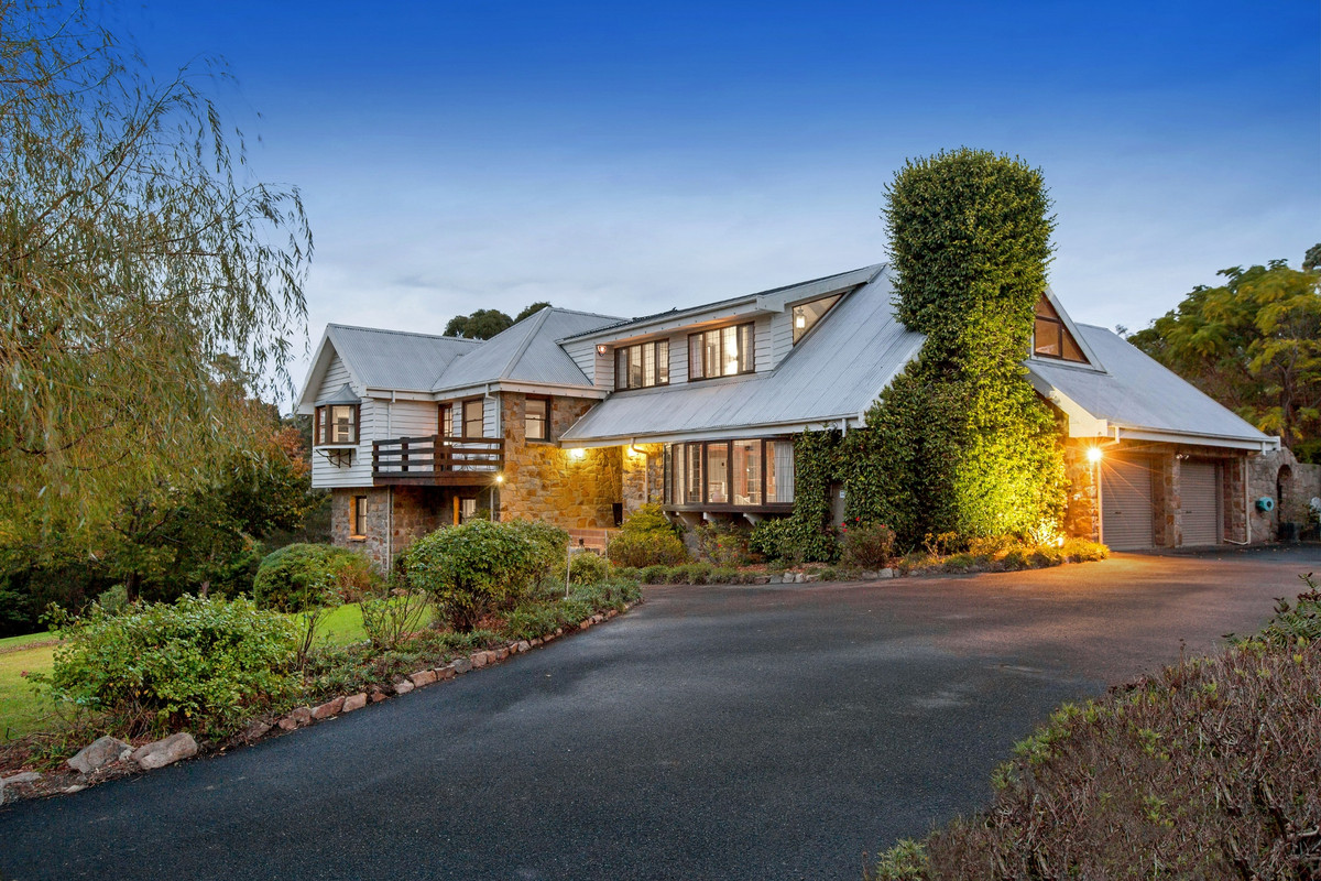 105 Hopetoun Avenue, Mount Martha - Thumbnail 3