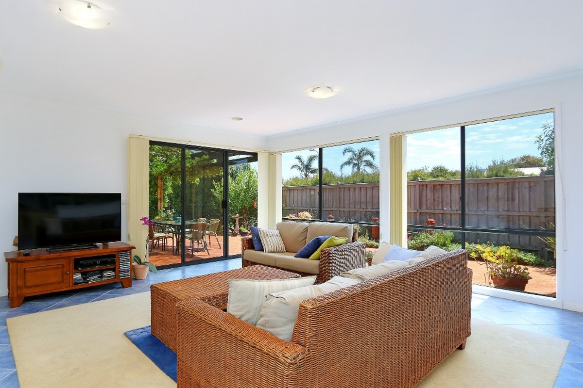 74 Victoria Street, Safety Beach - Thumbnail 3