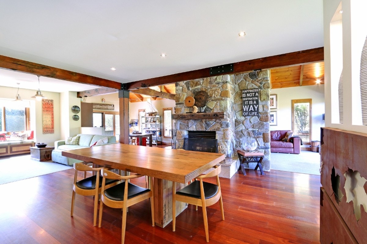 Image of dining room