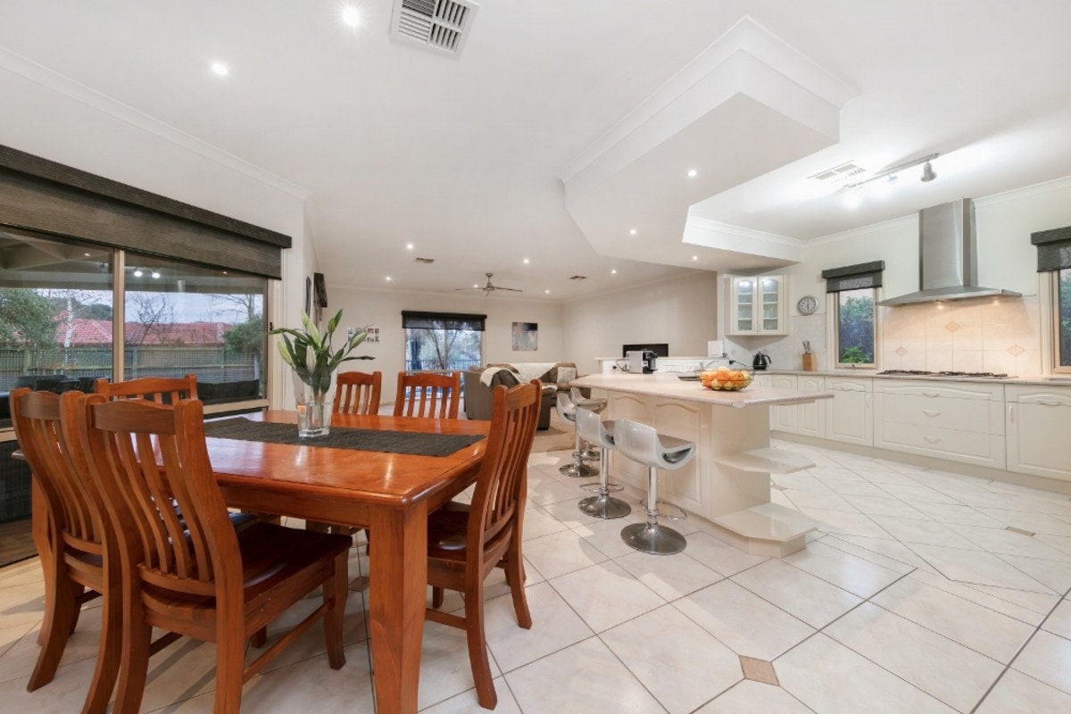 Image of dining room
