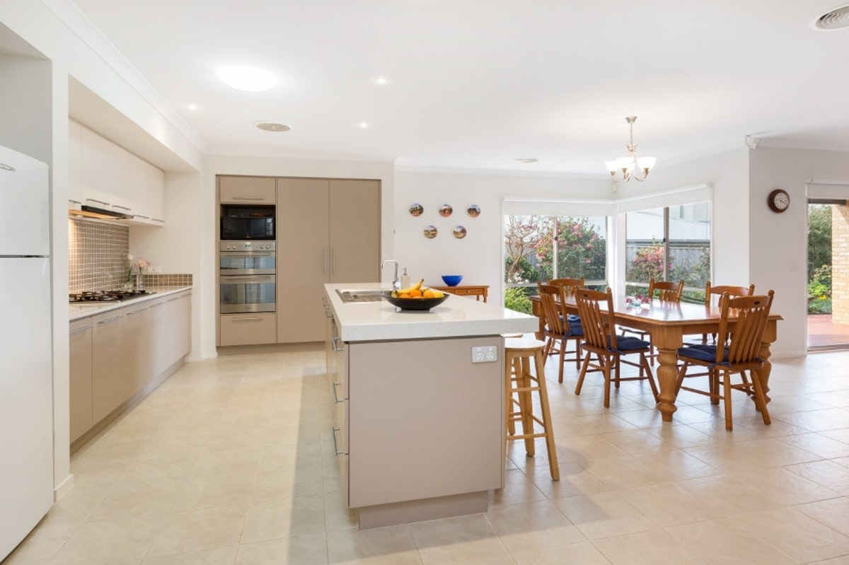 Image of dining room