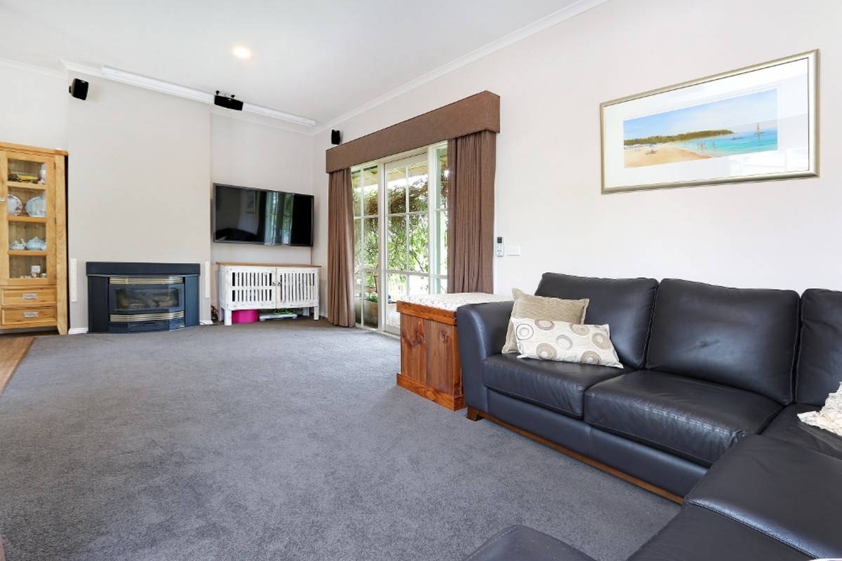 1 Dulnain Street, Mount Martha - Thumbnail 5