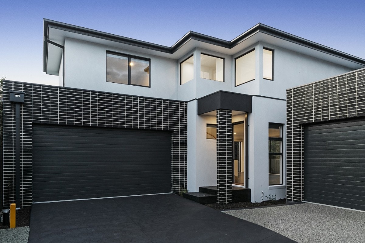 Image of garage