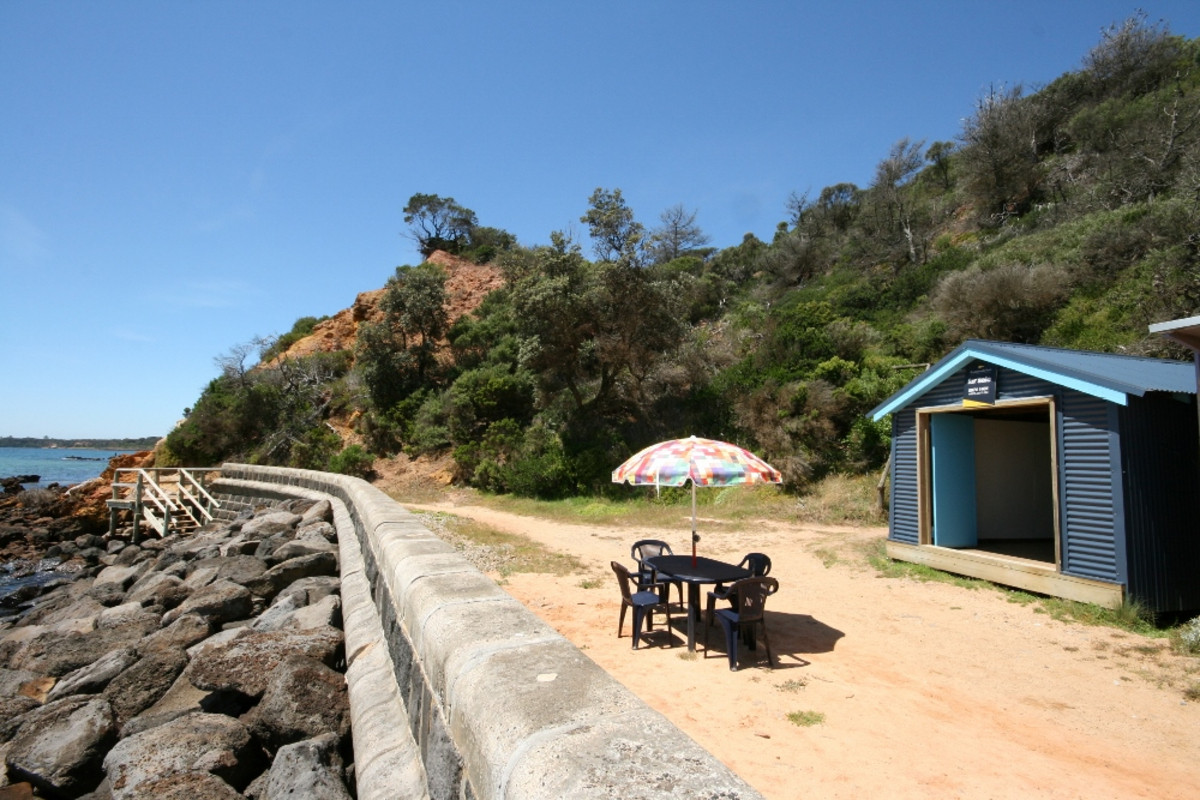 32 Craigie Beach, Mount Martha - Thumbnail 2