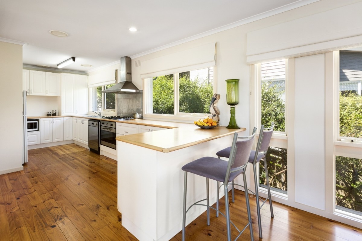 7 Cambridge Road, Mount Martha - Thumbnail 3