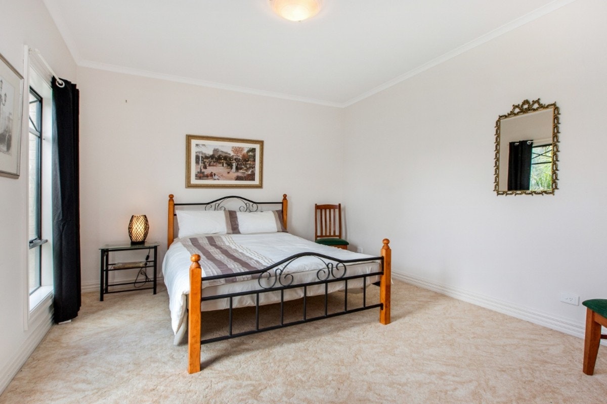 Image of corner