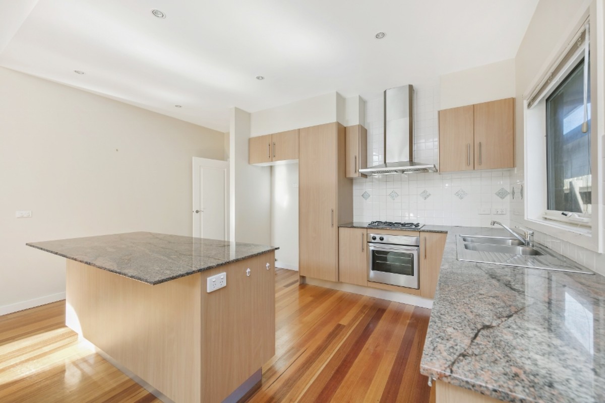 33a Victoria Crescent, Safety Beach - Thumbnail 3
