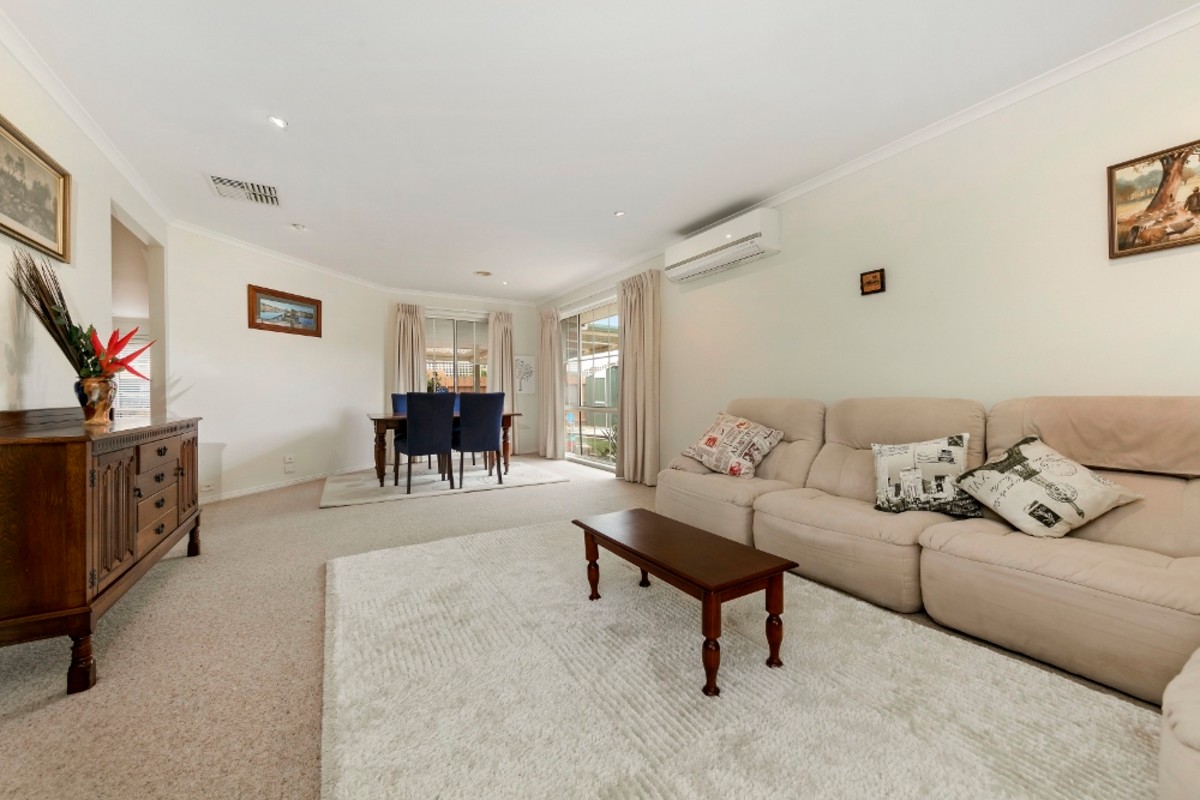21 Dusky Drive, Safety Beach - Thumbnail 2